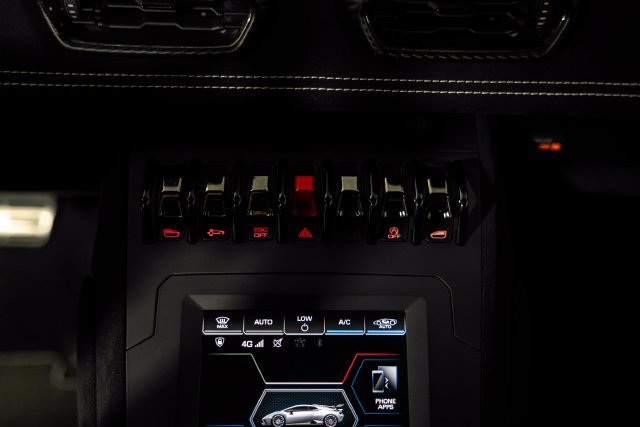 Used 2021 Lamborghini Huracan STO RWD image 20