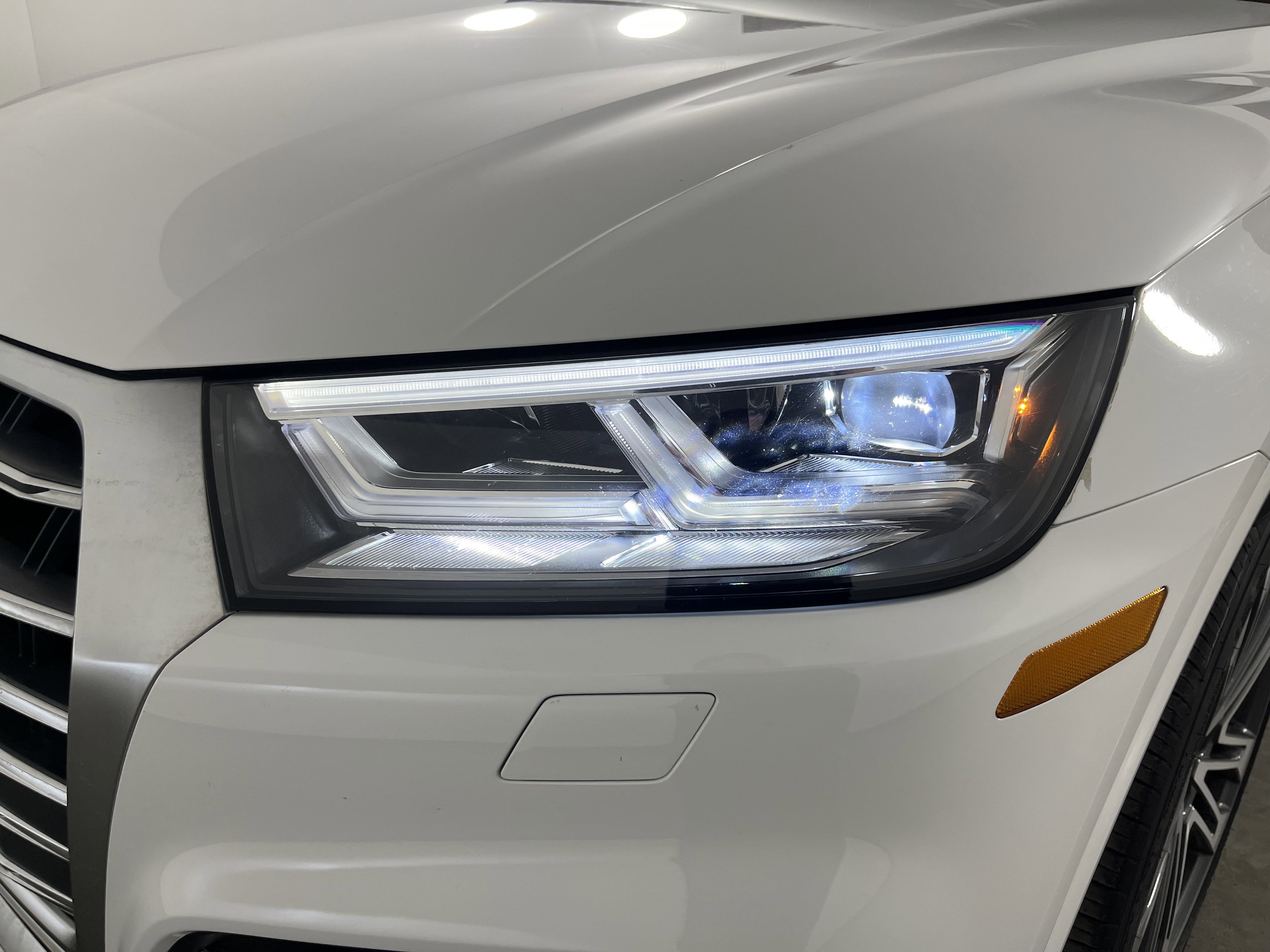 Used 2018 Audi SQ5 Prestige w/ Prestige Package image 26