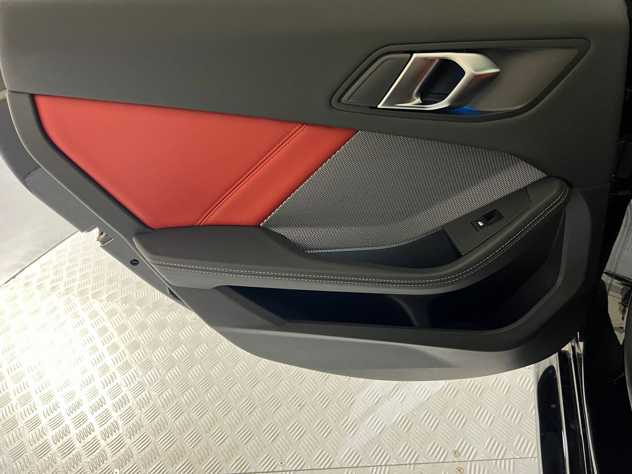 Used 2025 BMW M235i xDrive w/ Premium Package image 33