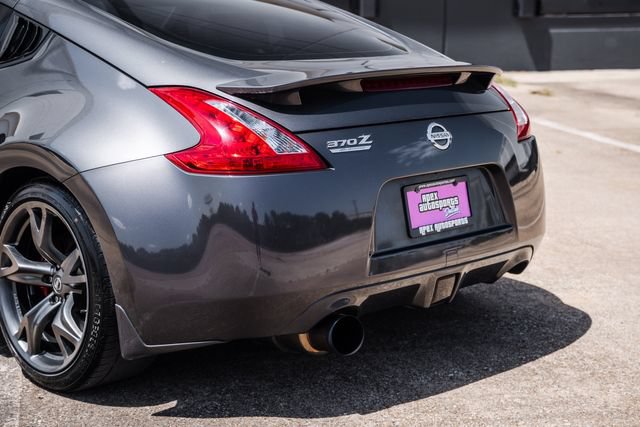 Used 2010 Nissan 370Z Touring w/ Sport Pkg RWD image 45