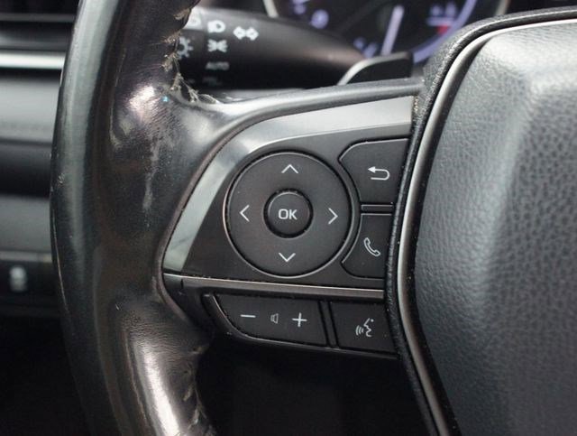 Used 2021 Toyota Camry SE image 6