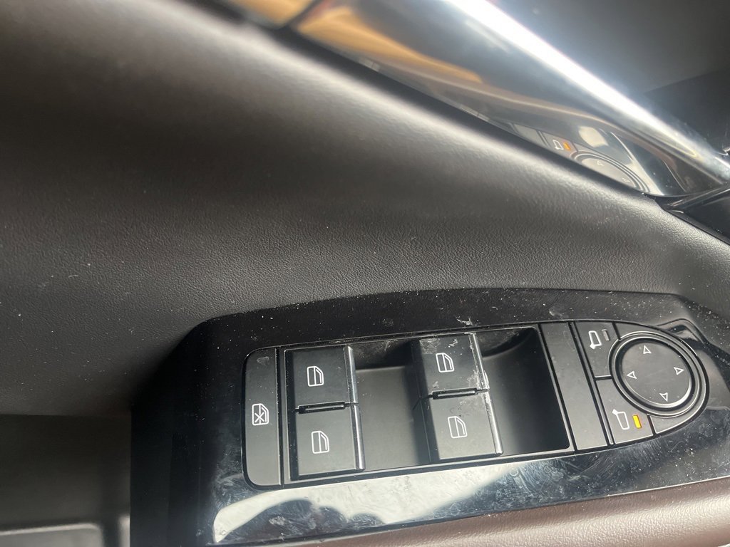 Used 2025 MAZDA CX-30 AWD 2.5 S w/ Premium Package image 23