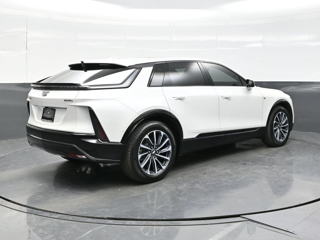 Certified 2024 Cadillac Lyriq Sport AWD/4WD image 7