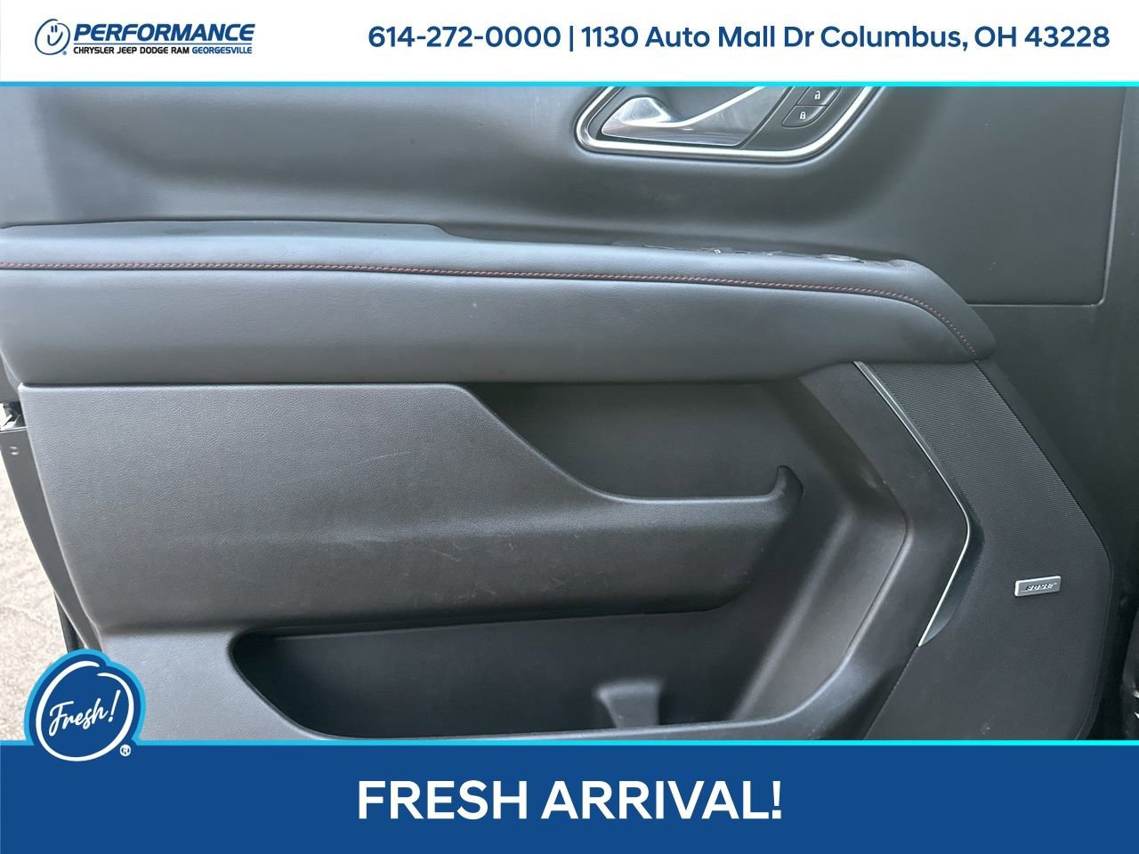 Used 2024 Chevrolet Suburban RST w/ Luxury Package image 12