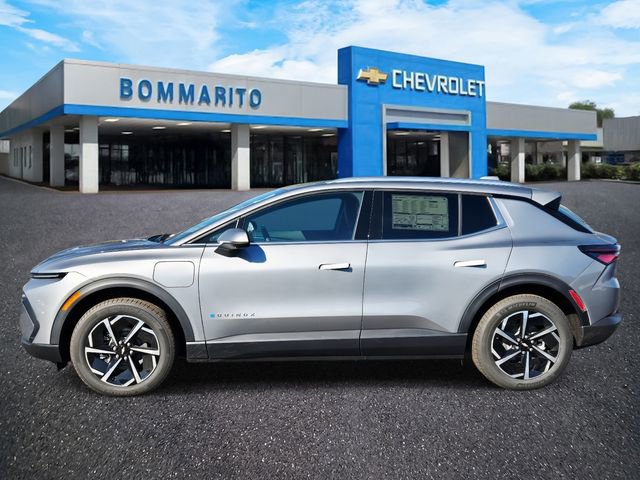 New 2026 Chevrolet Equinox EV LT image 2