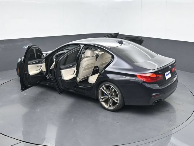 Used 2018 BMW M550i xDrive AWD/4WD image 60