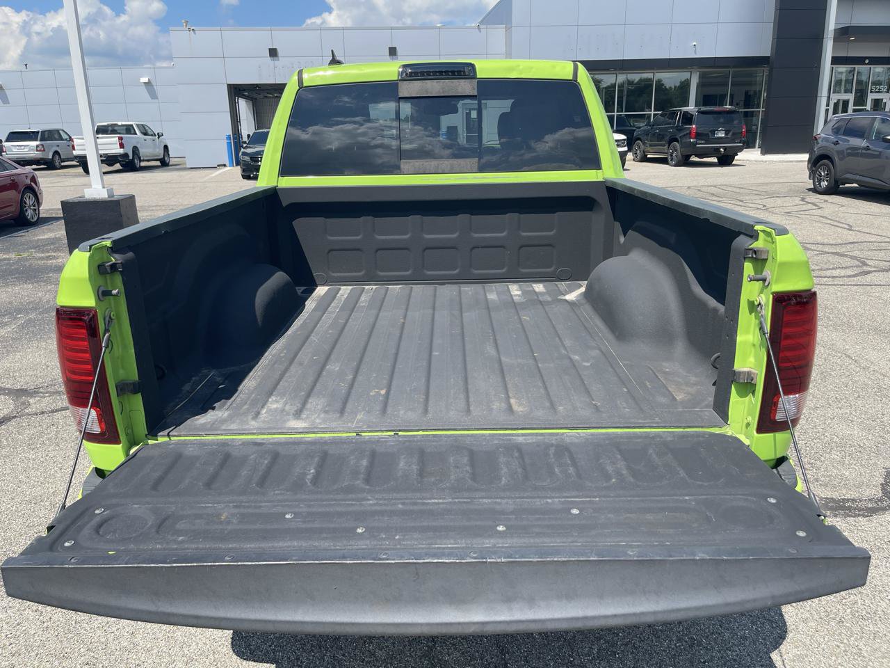 Used 2017 RAM 1500 Sport w/ Sublime Green Sport Package AWD/4WD image 65