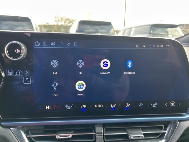 New 2026 Chevrolet Equinox EV LT image 24