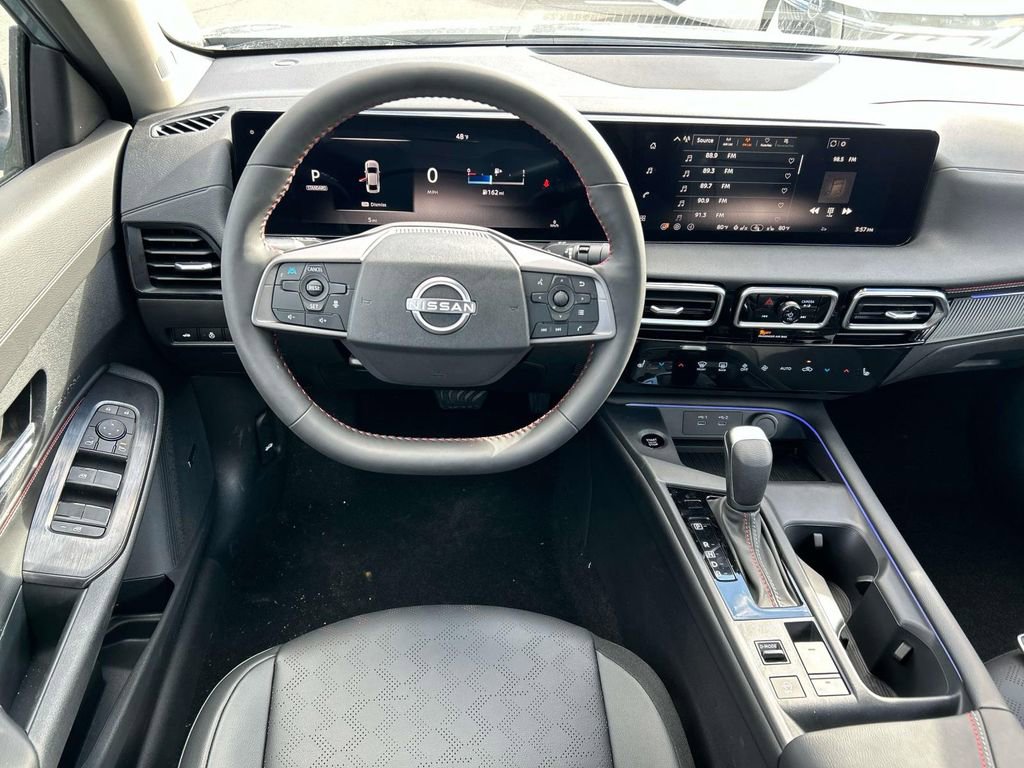 New 2026 Nissan Sentra SR w/ SR Premium Package FWD image 4