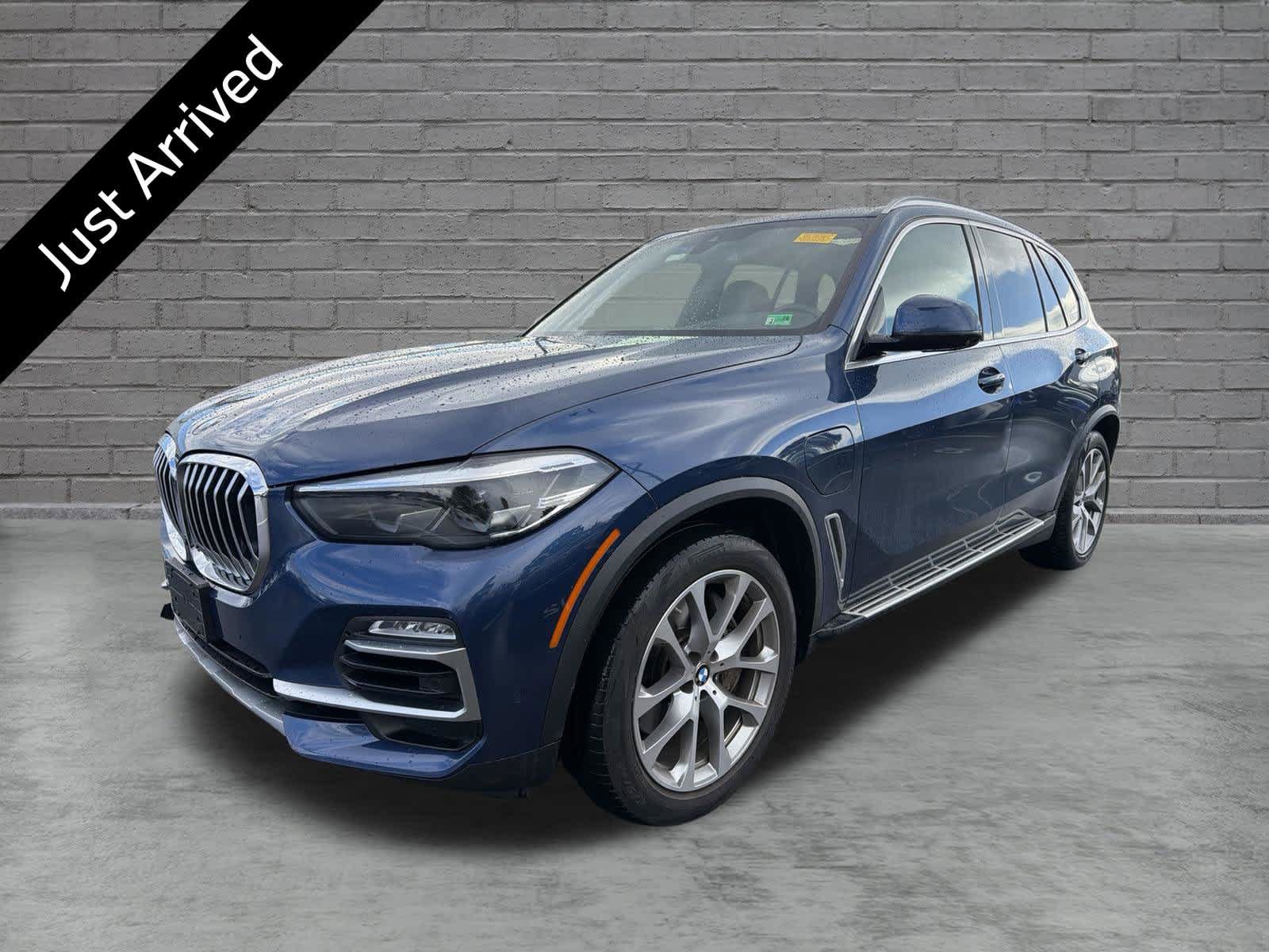 Used 2021 BMW X5 xDrive45e w/ Premium Package 2 AWD/4WD image 1
