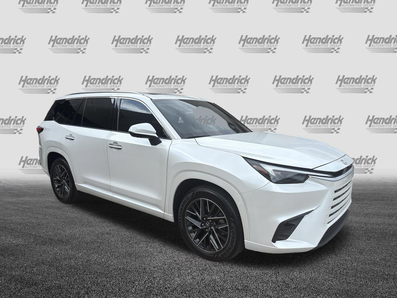 Used 2025 Lexus TX 350 AWD w/ Technology Package image 2