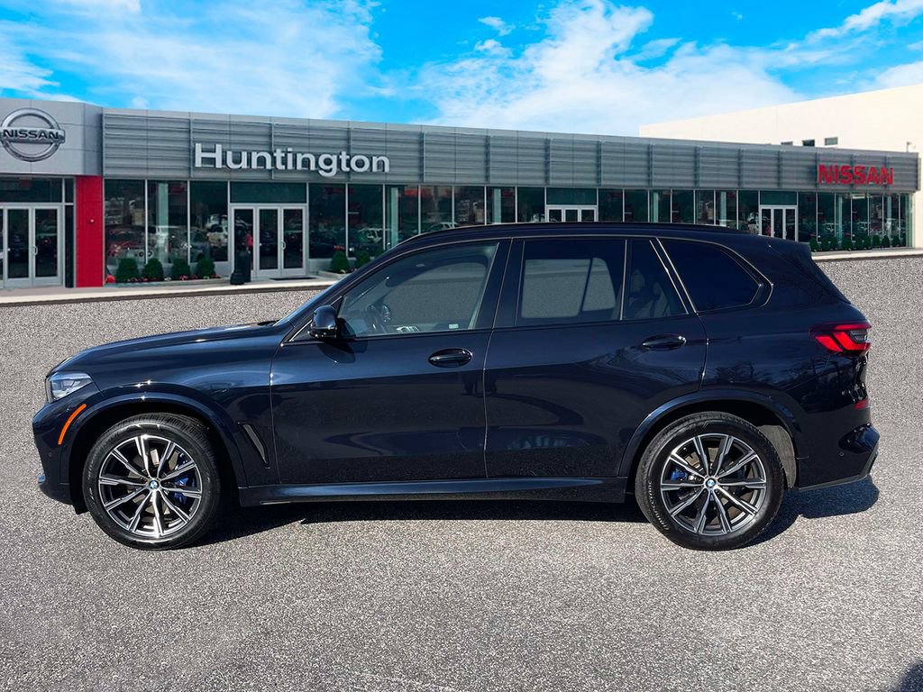 Used 2022 BMW X5 xDrive40i w/ M Sport Package AWD/4WD image 9