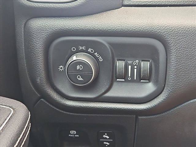 Used 2024 RAM 1500 Laramie AWD/4WD image 21