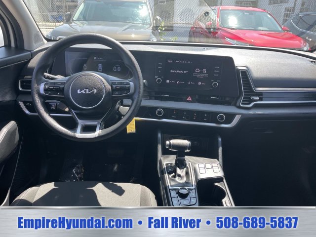 Used 2024 Kia Sportage LX FWD image 13