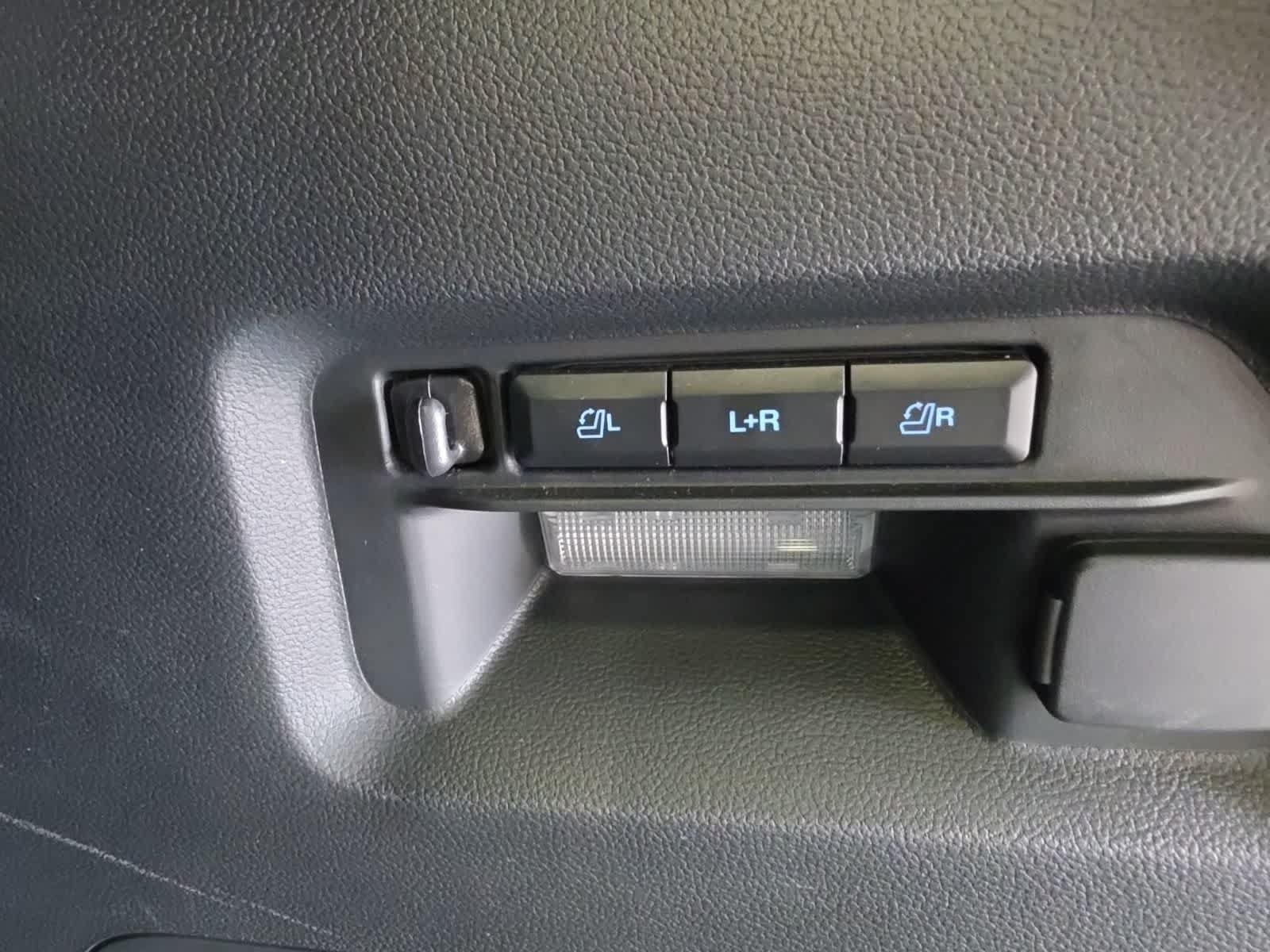 Used 2026 Ford Explorer ST w/ Sun And Sound Package AWD/4WD image 38