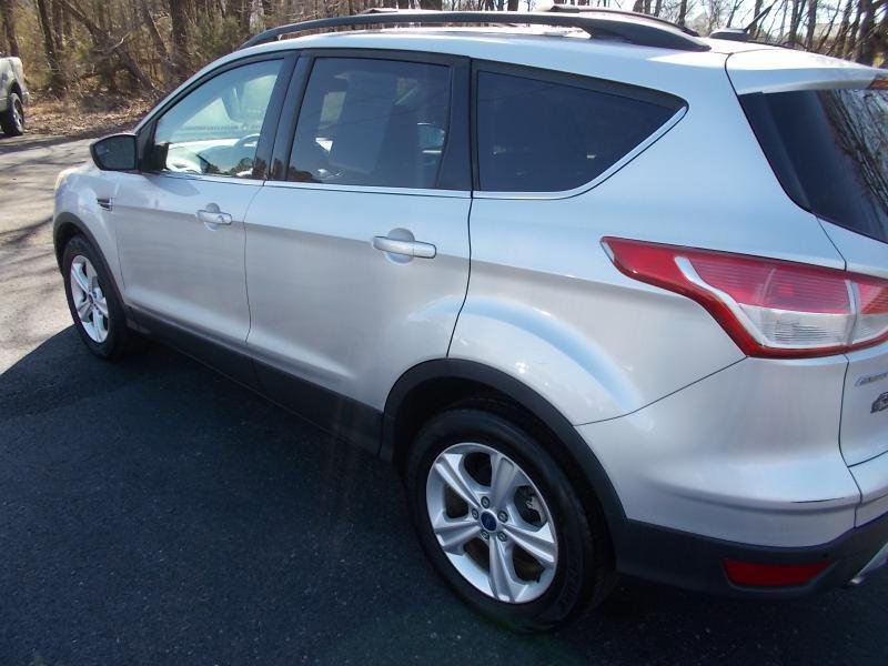 Used 2015 Ford Escape SE w/ Equipment Group 201A AWD/4WD image 5