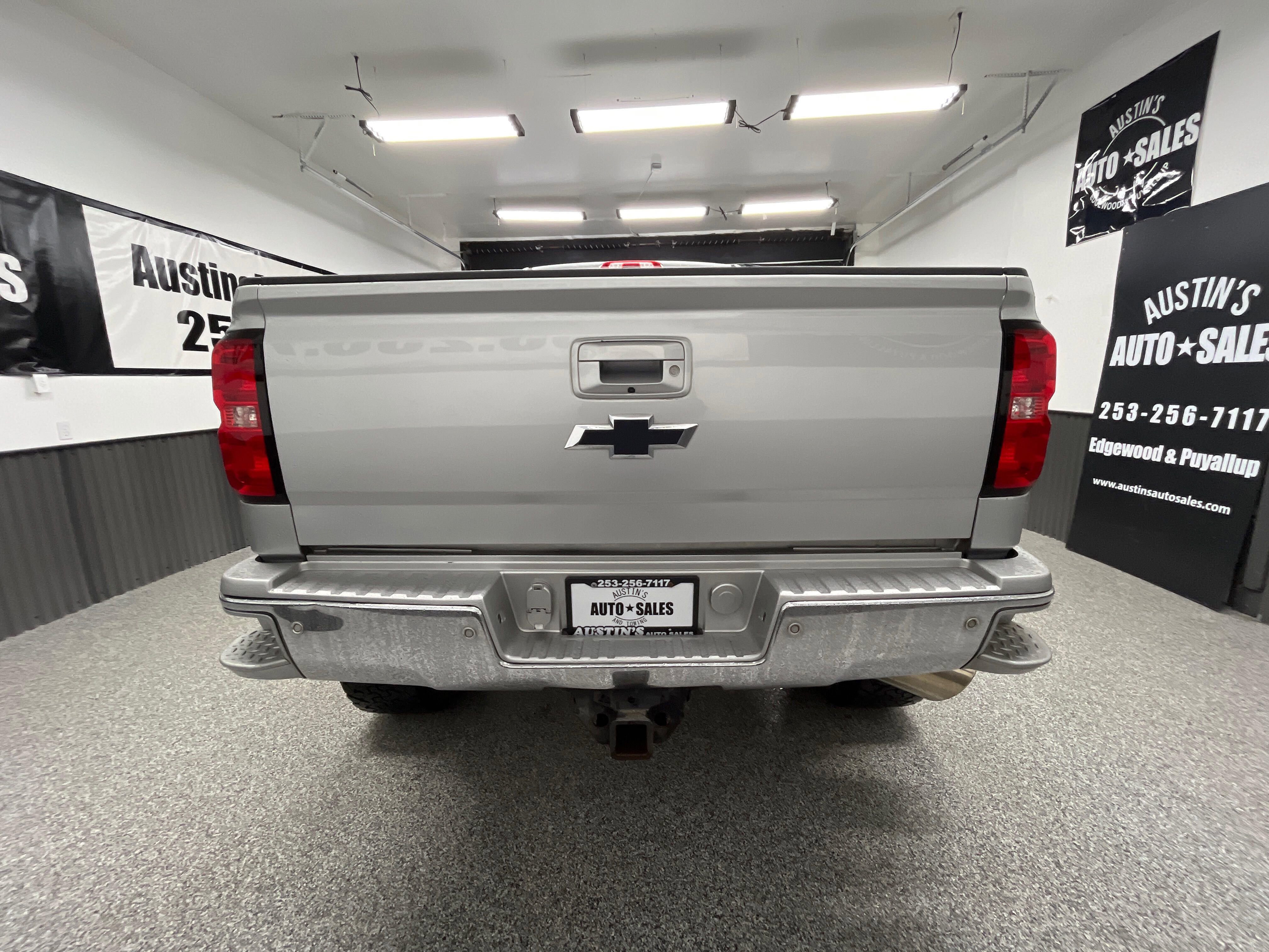 Used 2018 Chevrolet Silverado 2500 LTZ w/ Duramax Plus Package image 4
