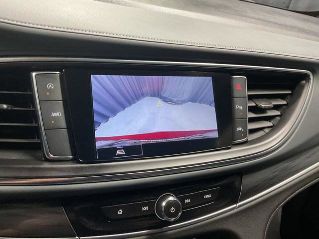 Used 2023 Buick Enclave Essence image 29