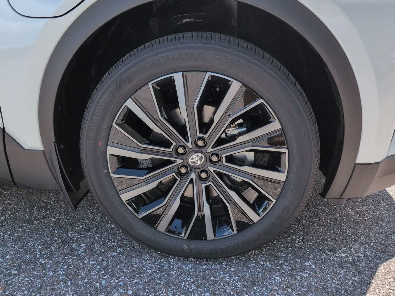 New 2026 Toyota C-HR AWD/4WD image 11