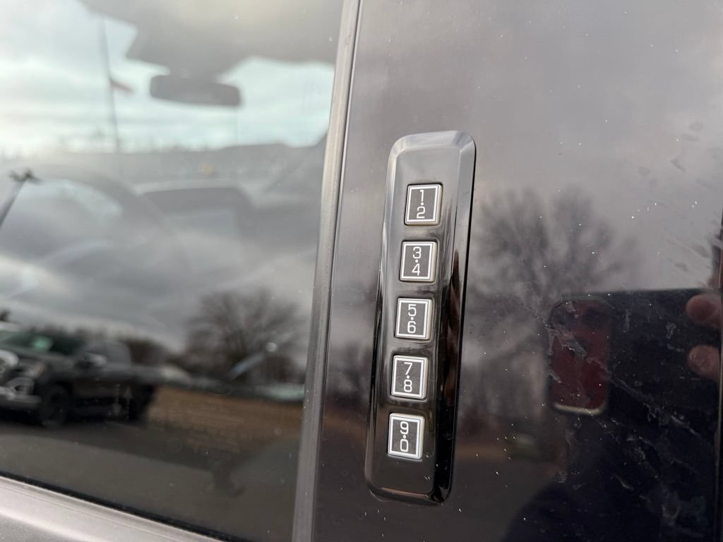 Used 2021 Ford F150 Lariat w/ Equipment Group 502A High AWD/4WD image 22