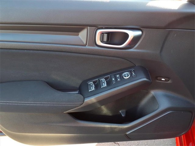 Used 2025 Honda Civic Sport image 11