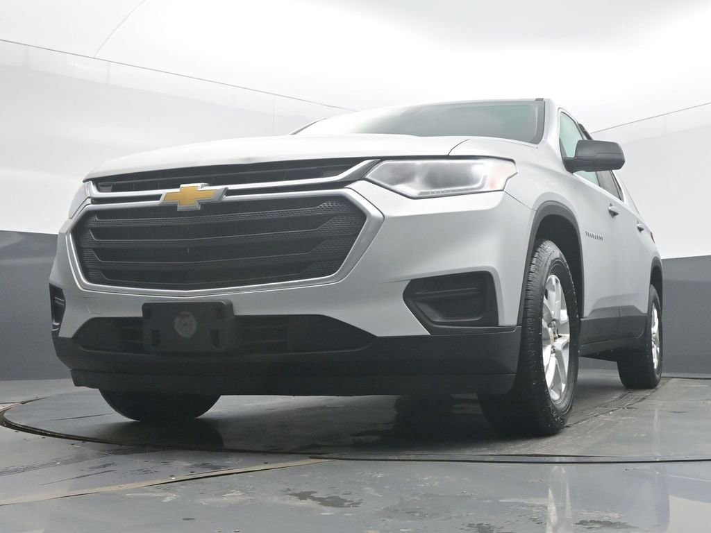 Used 2018 Chevrolet Traverse LS image 48