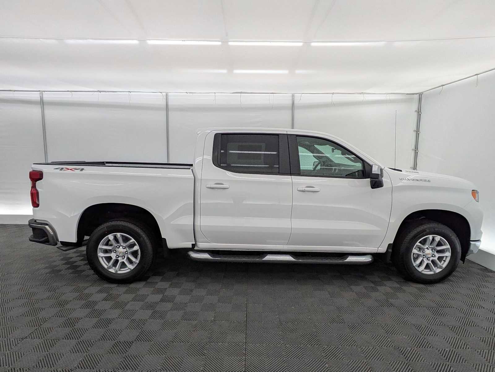 New 2026 Chevrolet Silverado 1500 LT AWD/4WD image 7