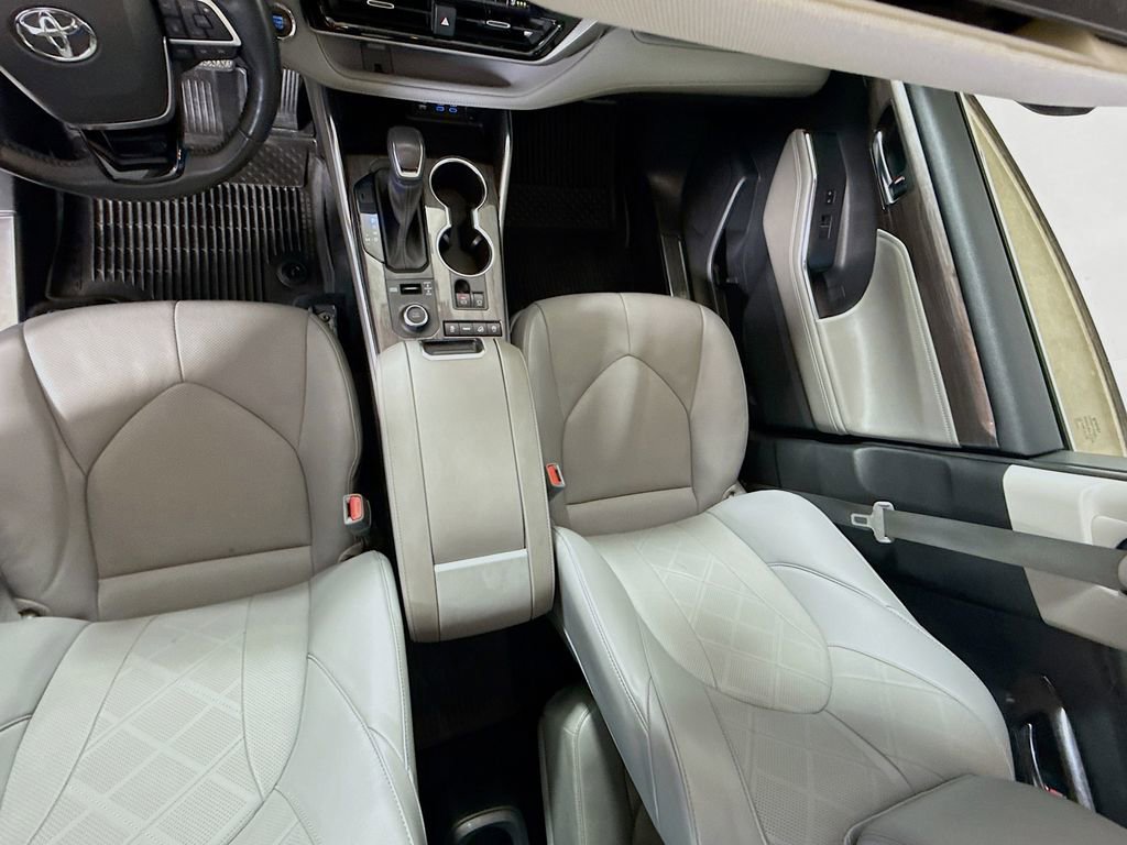 Used 2022 Toyota Highlander Platinum AWD/4WD image 22