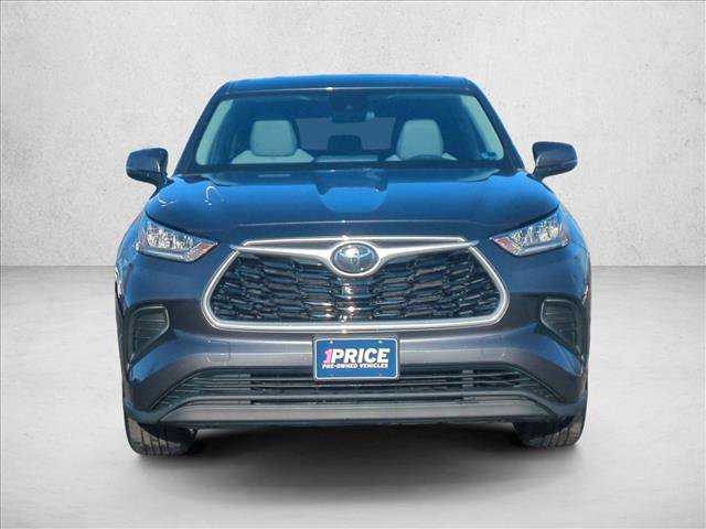 Used 2020 Toyota Highlander L image 2