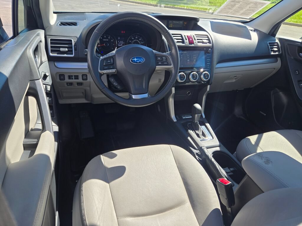 Used 2016 Subaru Forester 2.5i Touring w/ Eyesight & Navigation System AWD/4WD image 17