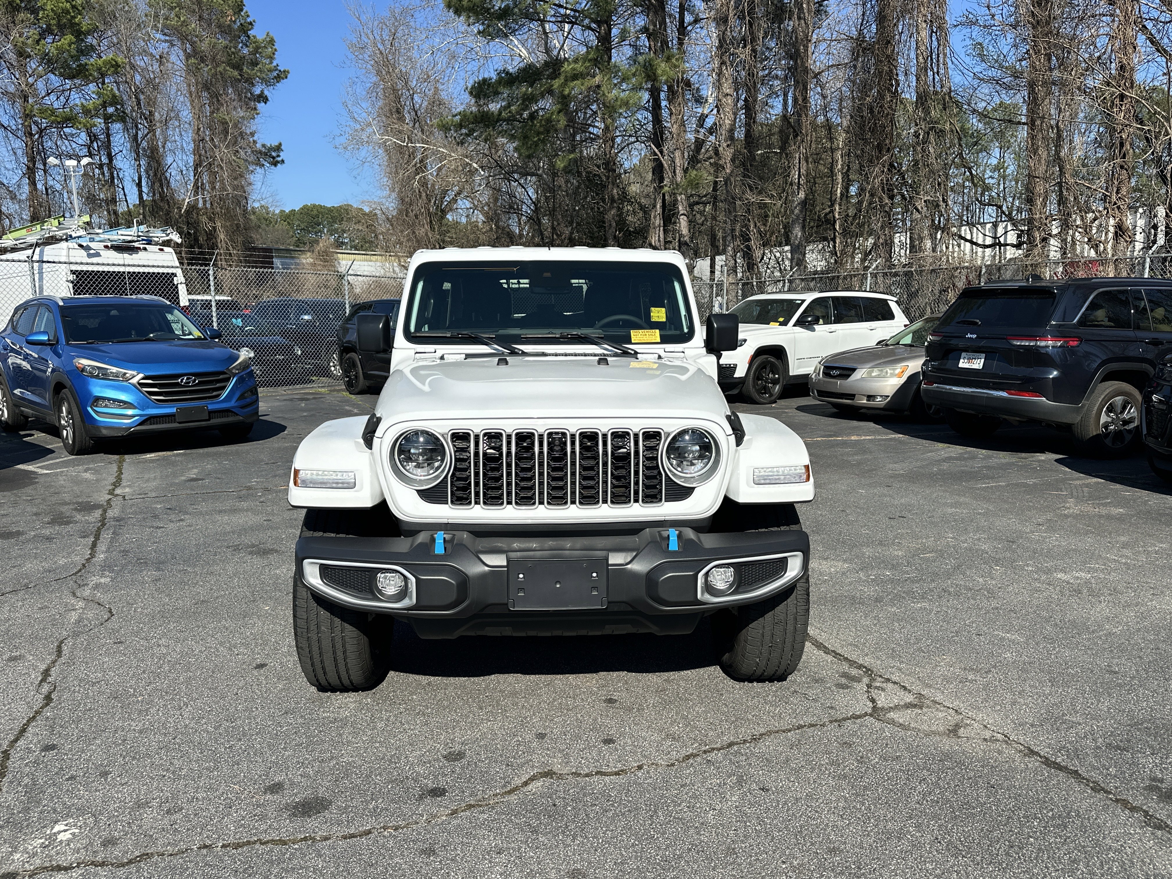 Used 2024 Jeep Wrangler Sahara w/ Technology Group image 4