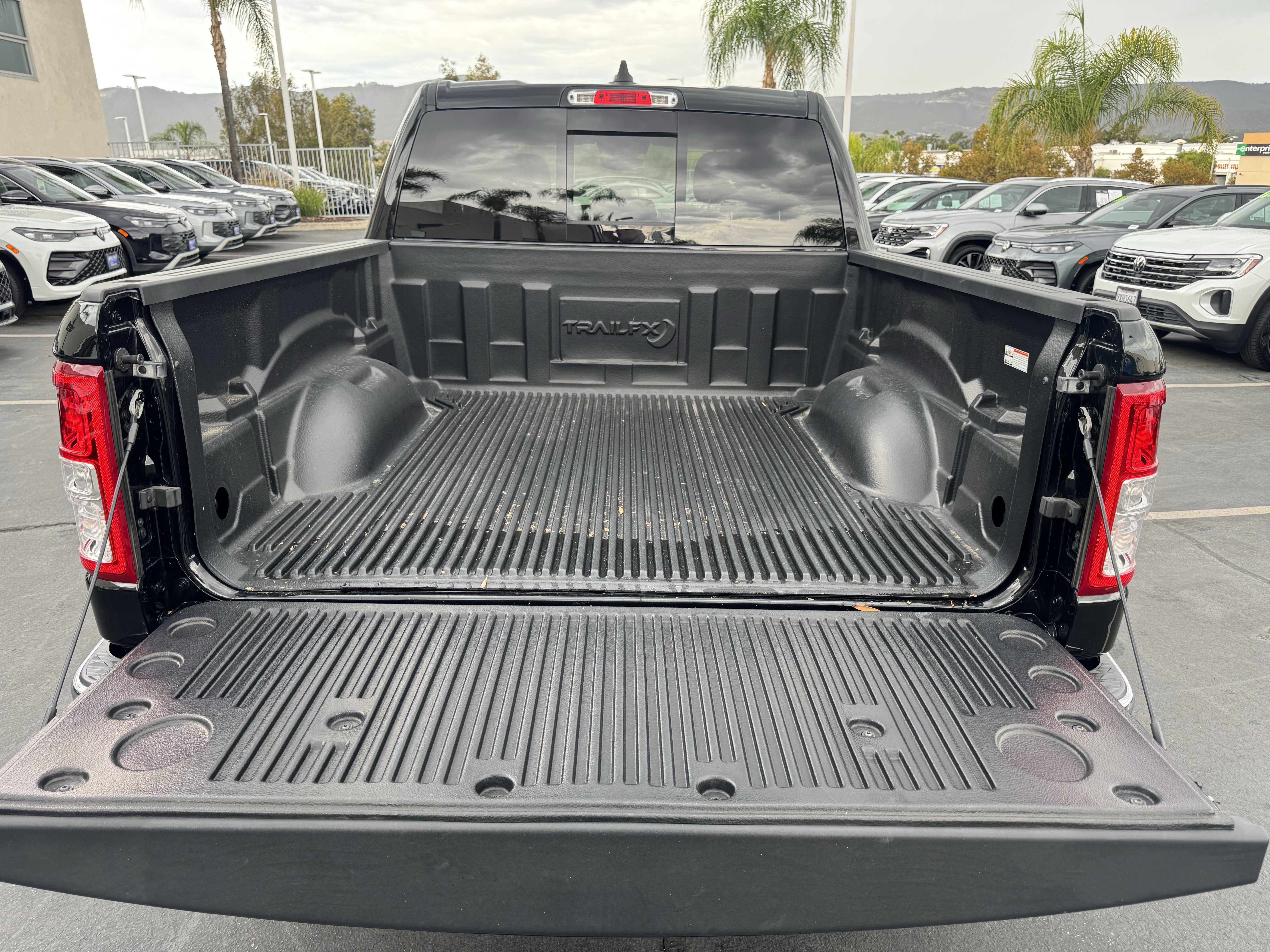 Used 2023 RAM 1500 Big Horn AWD/4WD image 34