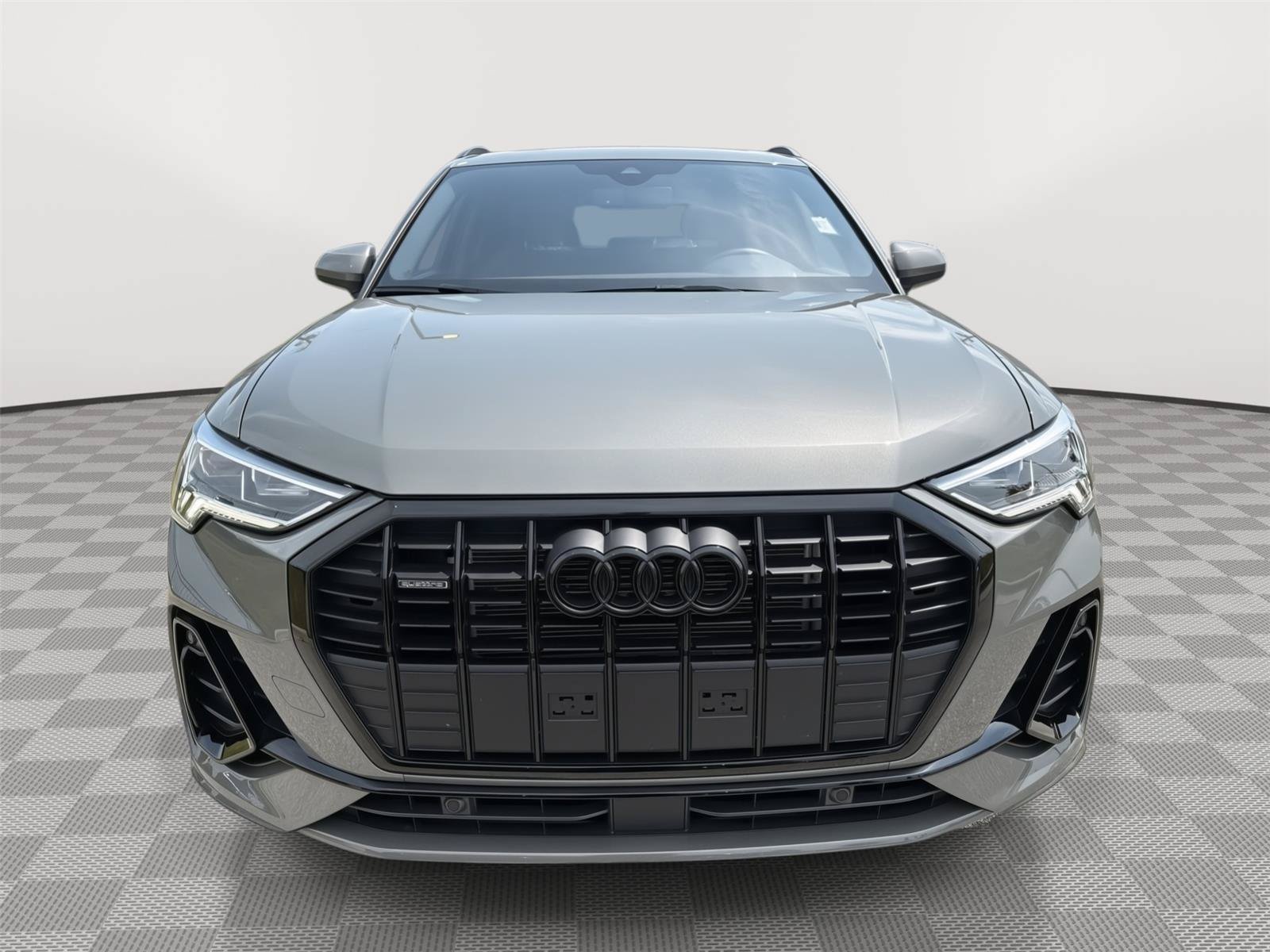 Certified 2025 Audi Q3 2.0T Premium AWD/4WD image 8