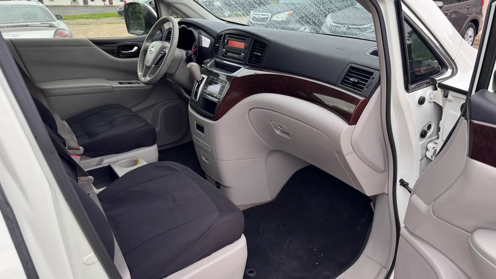 Used 2015 Nissan Quest S FWD image 18