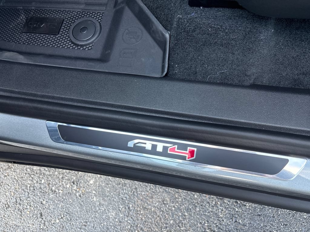 New 2026 GMC Acadia AT4 w/ Super Cruise Package AWD/4WD image 15