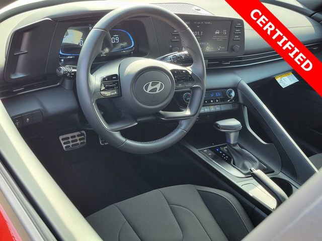 Certified 2025 Hyundai Elantra Sport image 3