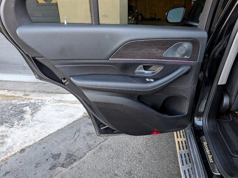 Used 2020 Mercedes-Benz GLE 450 4MATIC image 25