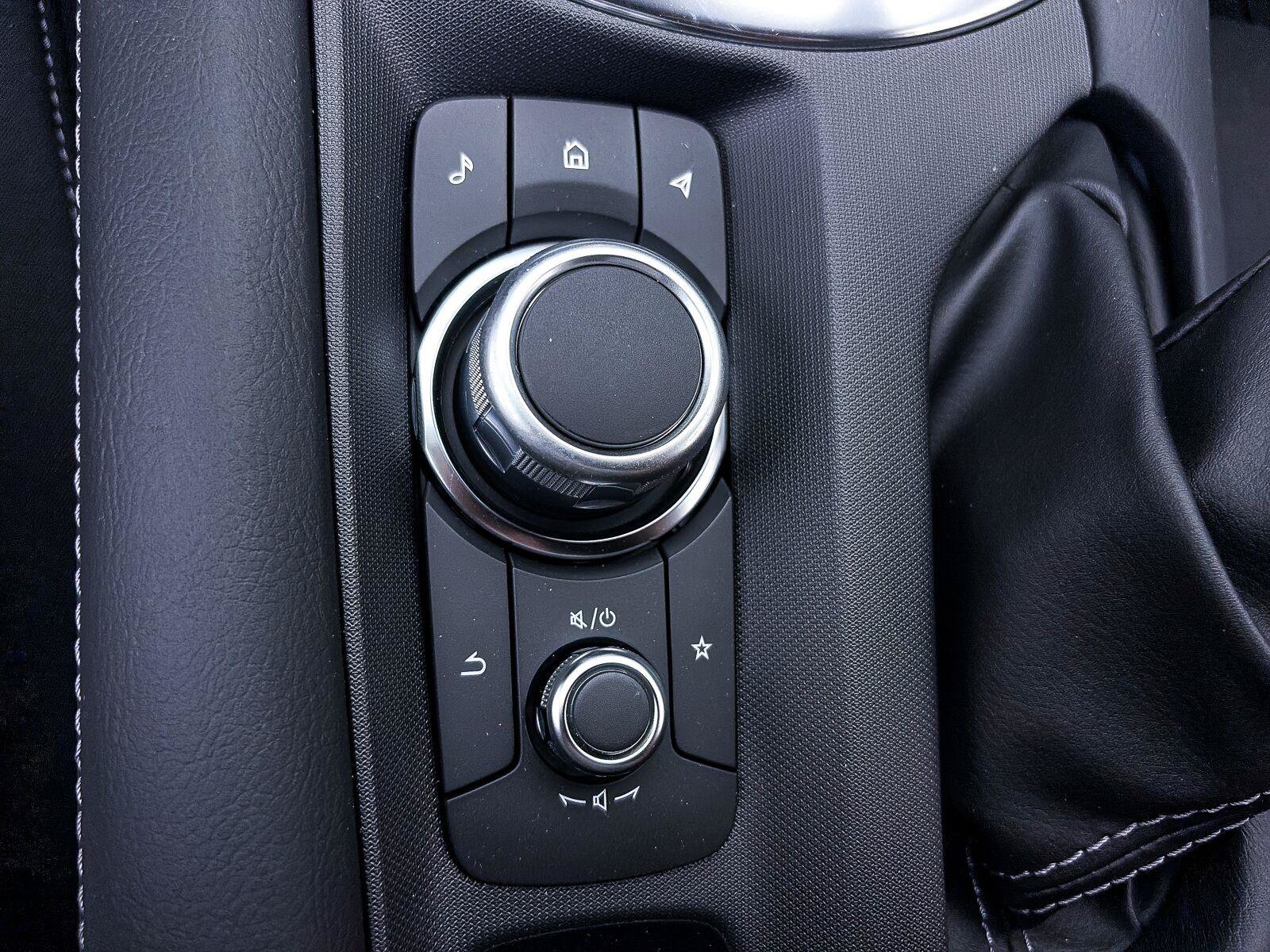 New 2026 MAZDA MX-5 Miata Club w/ Interior Package RWD image 25