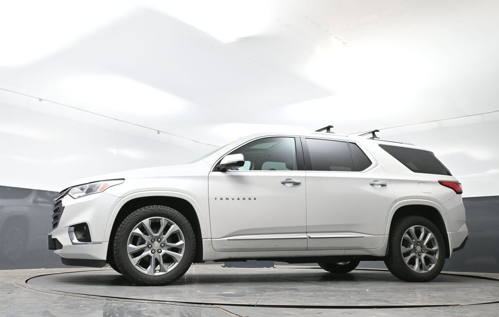Used 2018 Chevrolet Traverse Premier AWD/4WD image 29