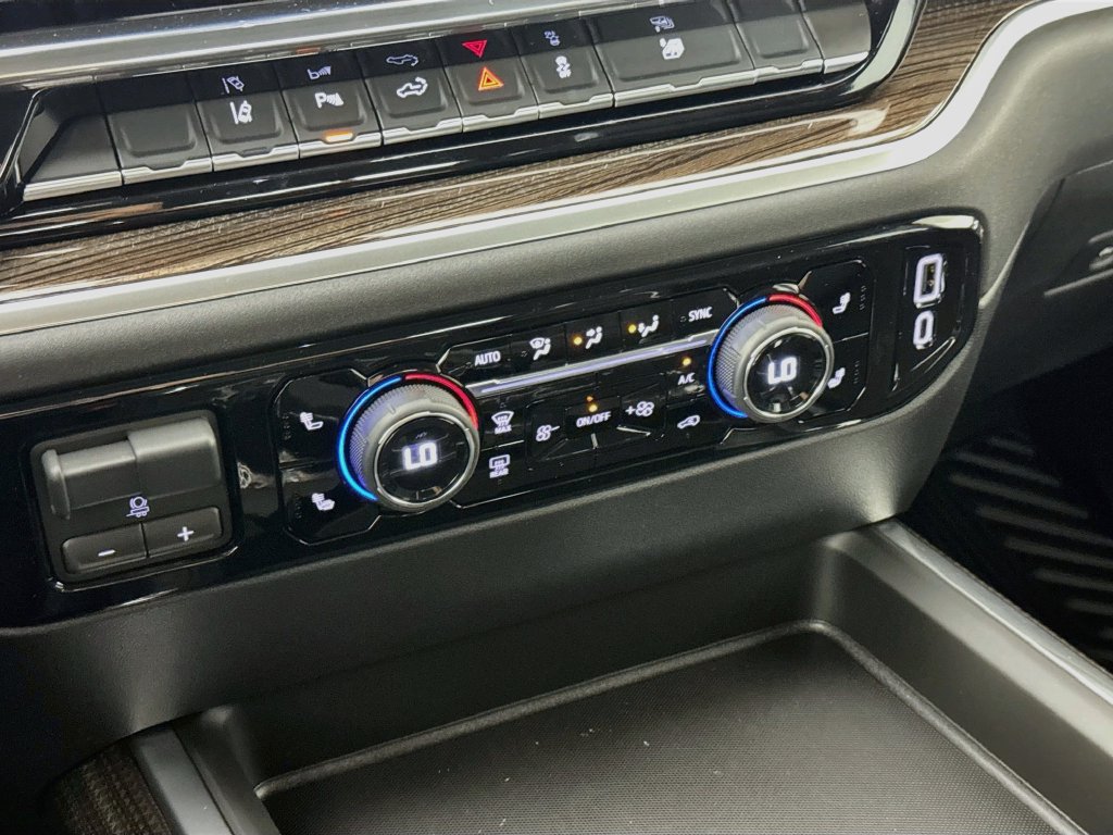 New 2026 Chevrolet Silverado 2500 LT w/ Texas Edition AWD/4WD image 18