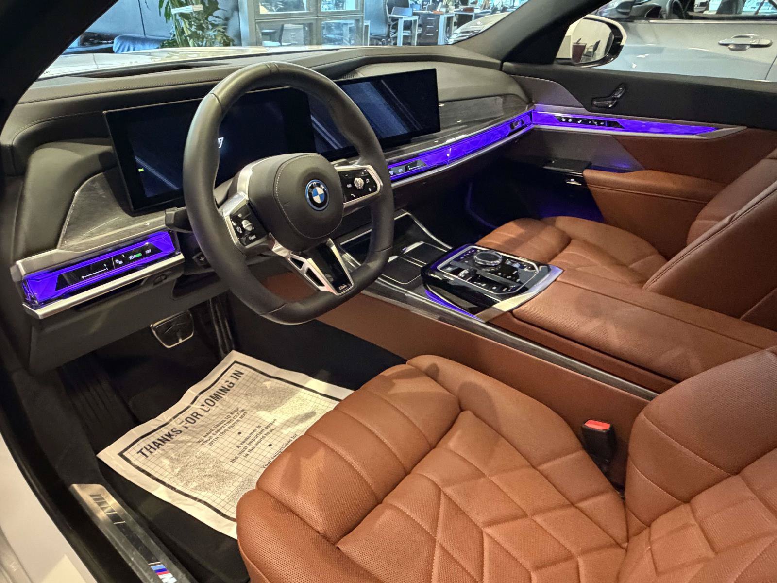 Used 2025 BMW i7 eDrive50 w/ M Sport Package RWD image 10