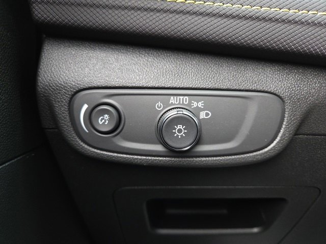 New 2025 Chevrolet TrailBlazer ACTIV w/ Driver Confidence Package image 41