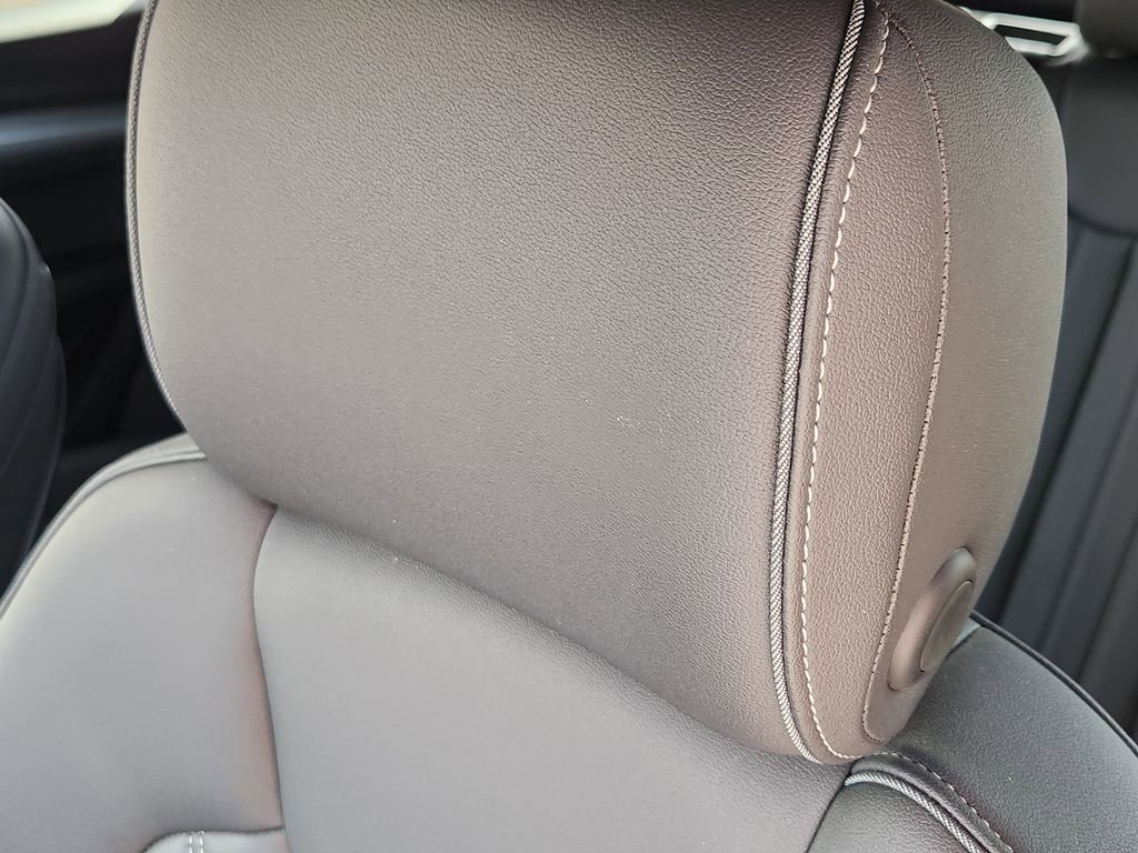 Used 2025 Audi Q5 2.0T Premium image 5