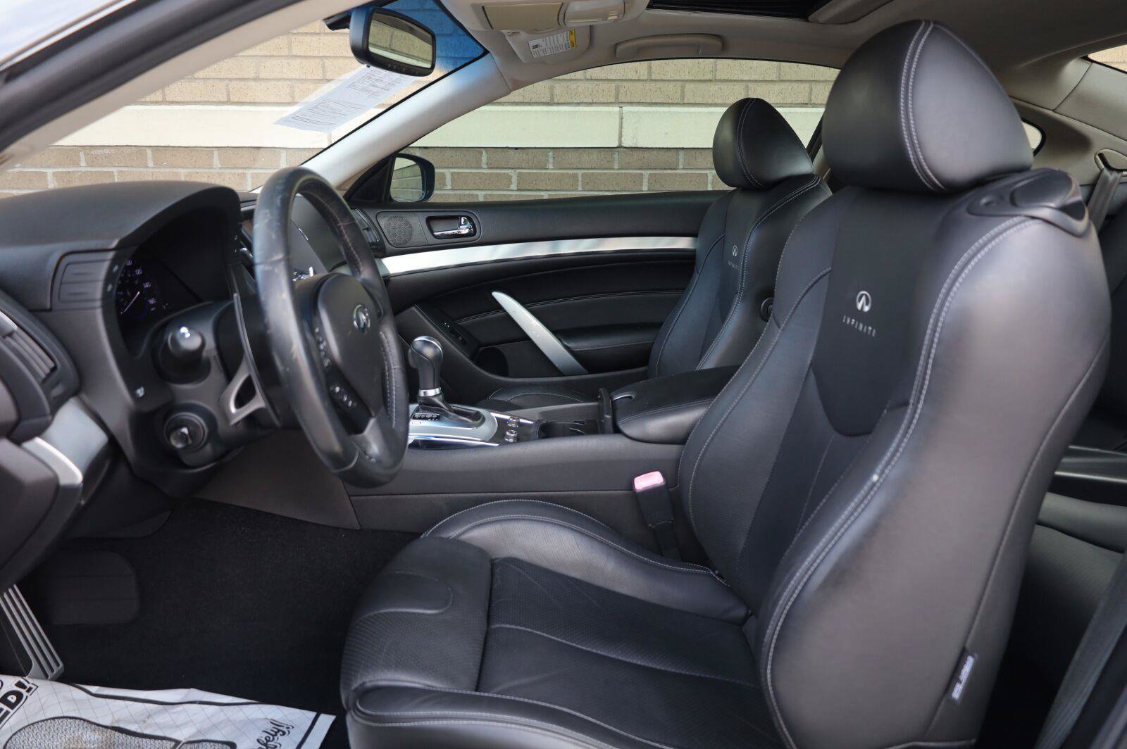 Used 2014 INFINITI Q60 Journey w/ Premium Package RWD image 15