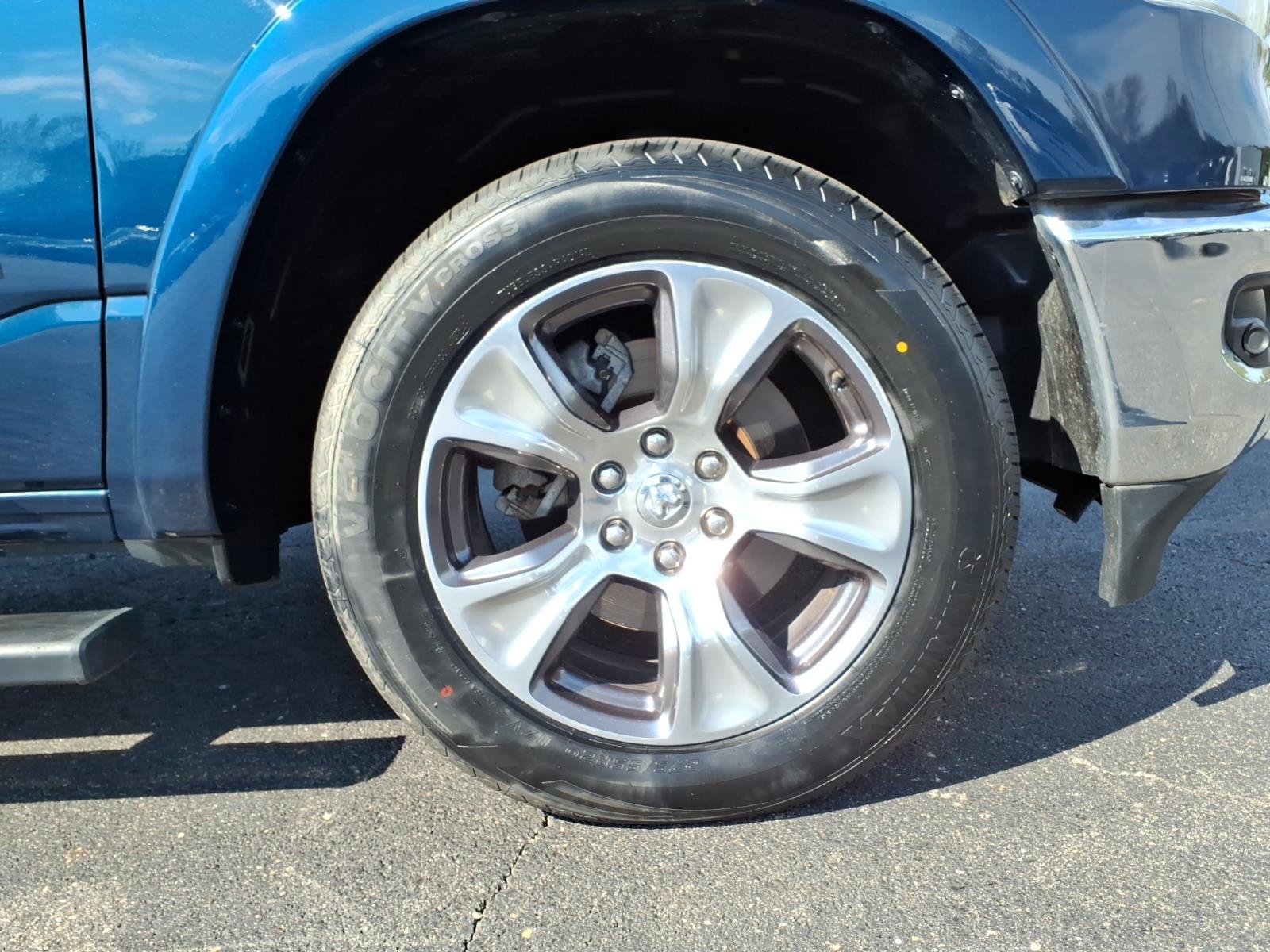 Certified 2022 RAM 1500 Laramie AWD/4WD image 9