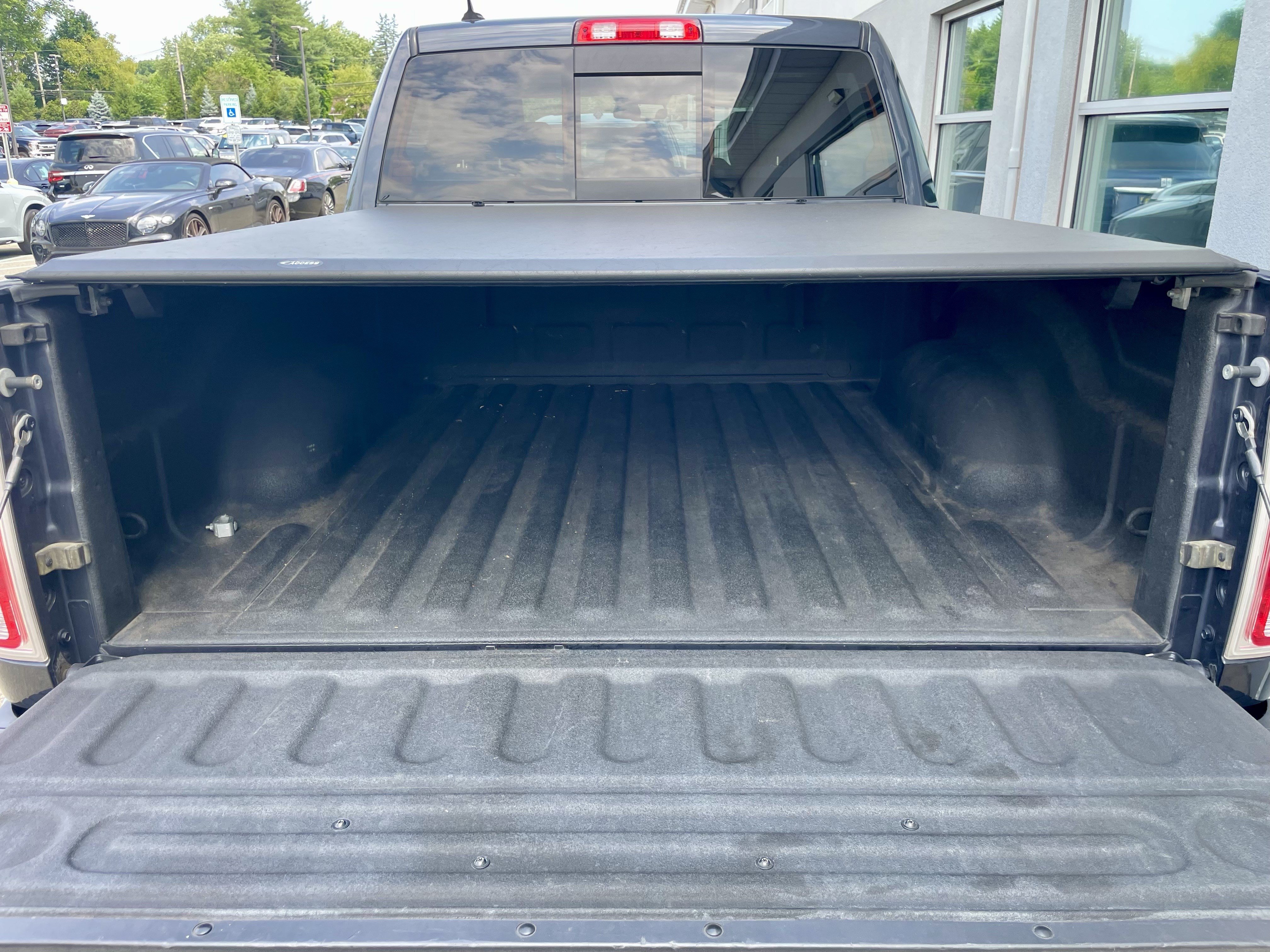 Used 2017 RAM 1500 Laramie w/ Convenience Group AWD/4WD image 34