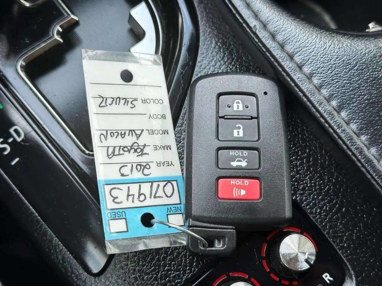 Used 2013 Toyota Avalon XLE Touring image 45