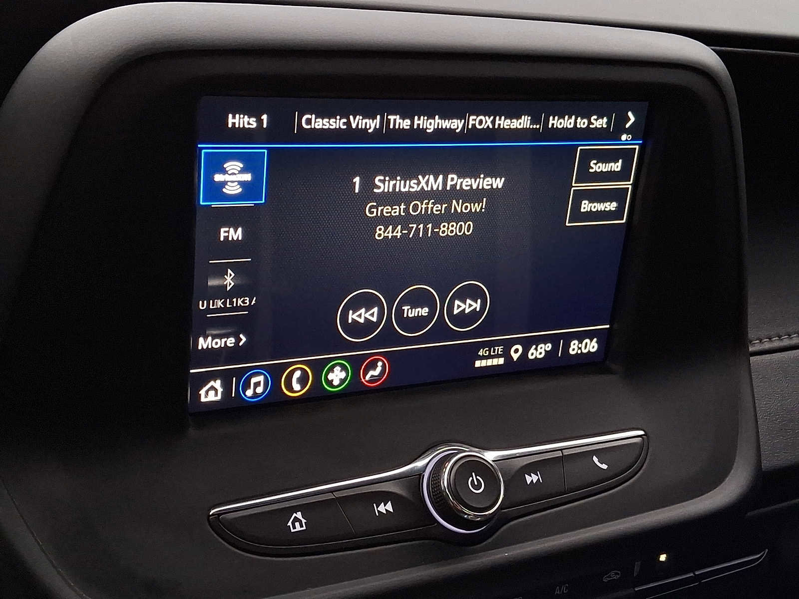 Used 2021 Chevrolet Camaro LT RWD image 14