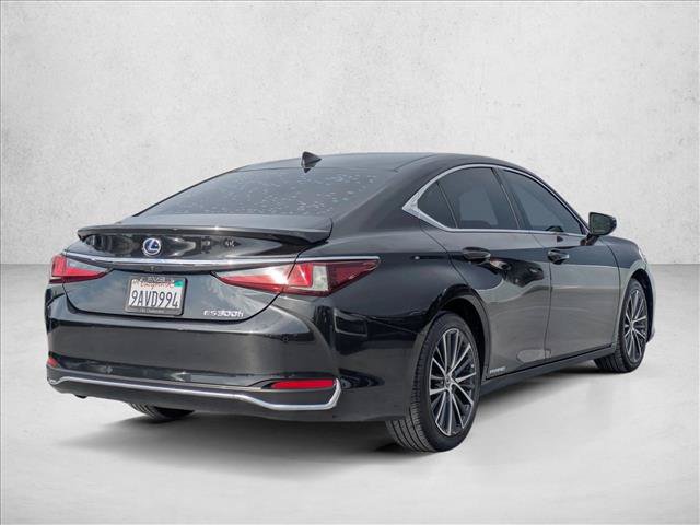 Used 2022 Lexus ES 300h w/ Premium Package FWD image 5