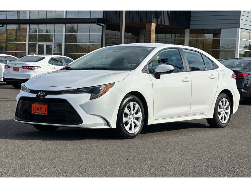 Used 2024 Toyota Corolla LE image 10